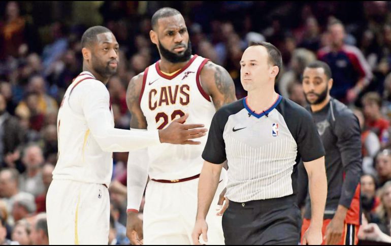 Se estrena. Uno de los episodios más recientes fue la primera expulsión del astro LeBron James en su carrera, apenas hace un par de meses. AP