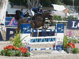 Jorge Canedo a lomos de “Nintara” hace el recorrido en la prueba a 1.40 metros en el Guadalajara Country Club. EL INFORMADOR/A. Camacho