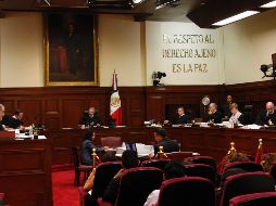 Señalaron que la noticia inexacta o falsa no se conoce solamente por los medios de comunicación que la distribuyen, sino también por la propia agencia de noticias que la publica.  SUN / ARCHIVO