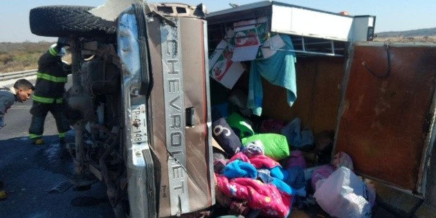 Ocho lesionados por choque en autopista Lagos de Moreno