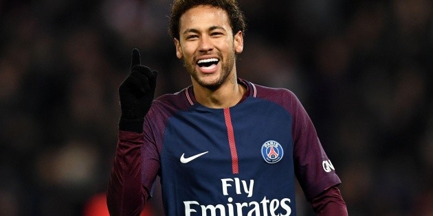 Con goles latinos, PSG golea 4-0 al Montpellier