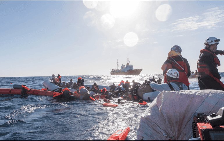 Numerosas personas están desaparecidas y presuntamente ahogadas, entre ellas niños. Laurin Schmid/ SOS Mediterranée