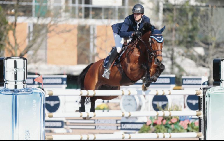 El binomio conformado por Luis Alejandro Plascencia y “Davinci” brilló en el Longines Grand Prix, prueba que se celebró con obstáculos a 1.60 metros de altura. EL INFORMADOR/F. Atilano