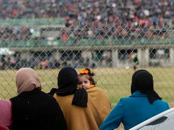 Fotogalería: Impiden a mujeres entrada a juego de futbol en Gaza