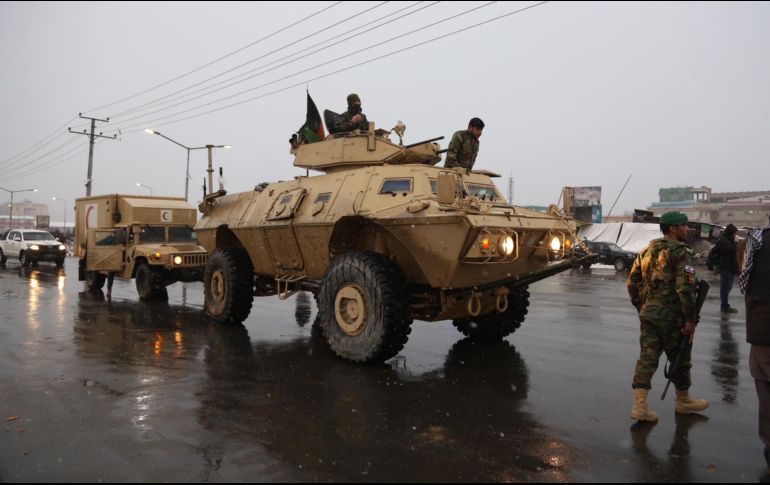 El asalto tuvo como objetivo las instalaciones de un batallón del Ejército afgano situado cerca de la Academia Militar Marshal Fahim, en el área de Oargha. AP/R. Gul