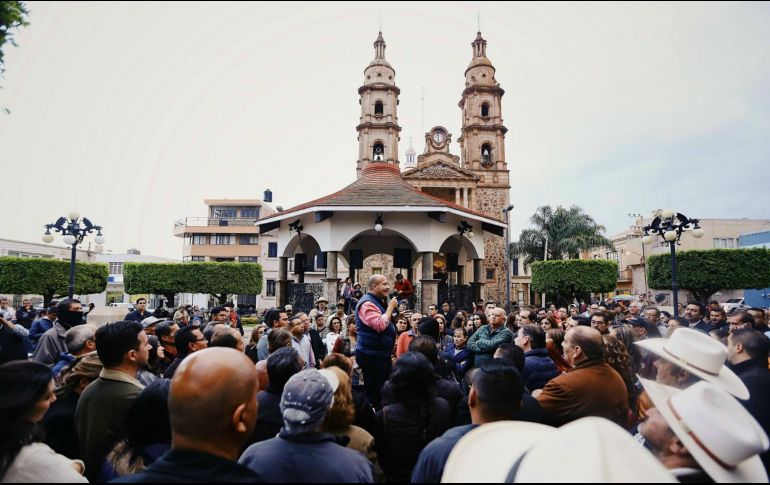 Enrique Alfaro habló con sus simpatizantes de Tepatitlán y Capilla de Guadalupe. FACEBOOK/EnriqueAlfaroR