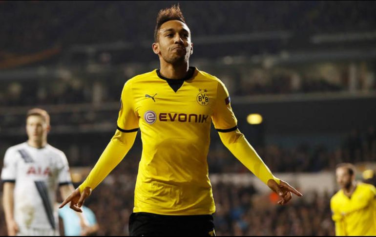 De acuerdo con la prensa, el goleador del Borussia Dortmund ya se encuentra en Inglaterra para poder cerrar su fichaje con los Gunners. ESPECIAL / bvb.de