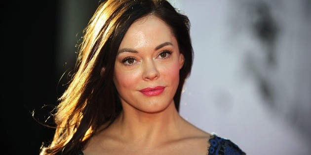 Rose McGowan detalla violaci&oacute;n de Harvey Weinstein
