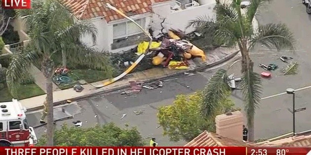 Helic&oacute;ptero choca en casa de California