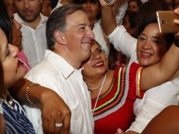 La encuesta es realizada por un diario de circulación nacional y es compartida por Meade a través de su cuenta oficial de Twitter. SUN / ARCHIVO