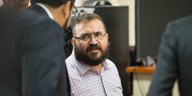 Veracruz contrata abogado para recuperar bienes robados por Duarte