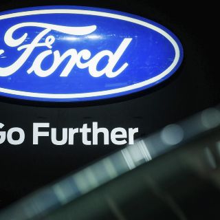 Bloqueos de la CNTE afectan a Ford y siete armadoras