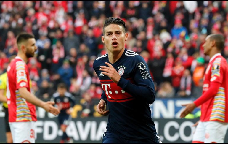 Rodríguez anota el segundo gol del Bayern bajando de pecho un centro de Tolisso. EFE/R. Wittek