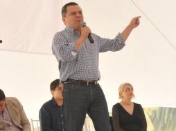 El líder nacional del PRD urgió a convocar una reunión con las fuerzas políticas con el fin de buscar una solución a la inseguridad. TWITTER