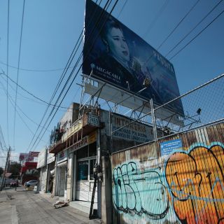 Zapopan denuncia agresión de dueño de espectaculares