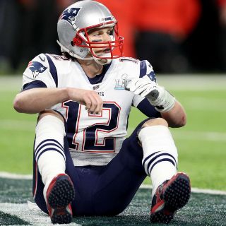 Brady confirma que jugará la próxima temporada con Patriotas