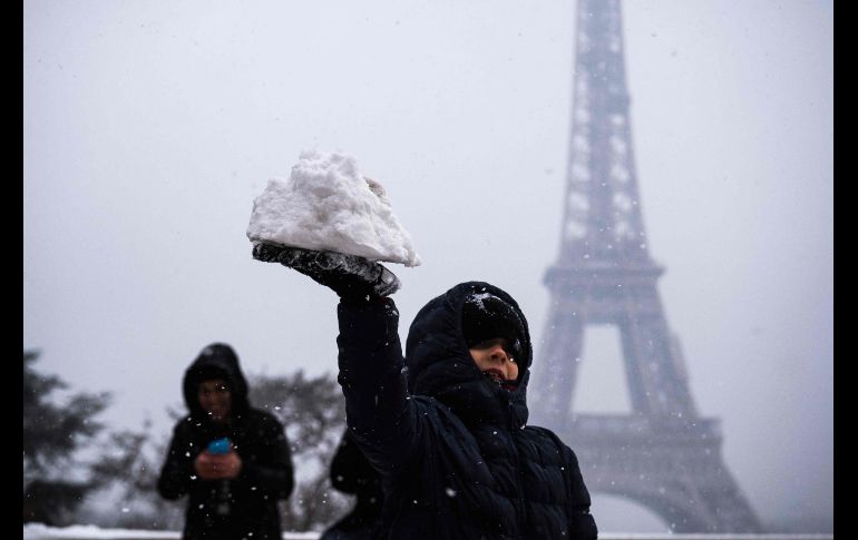 Autoridades pronostican nevadas para toda la semana en la mayor parte de Francia. AFP / L. Bonaventre