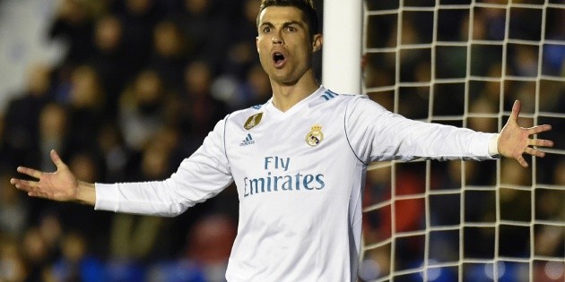 Cristiano celebra su cumplea&ntilde;os en momento de mayor irregularidad