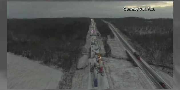 Nevadas causan cientos de accidentes en EU; hay cinco muertos