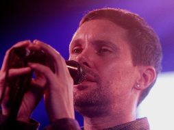 Milosh actuó como un maestro de orquesta que ponía atención a todos los detalles de la noche. EL INFORMADOR /H. Navarro.