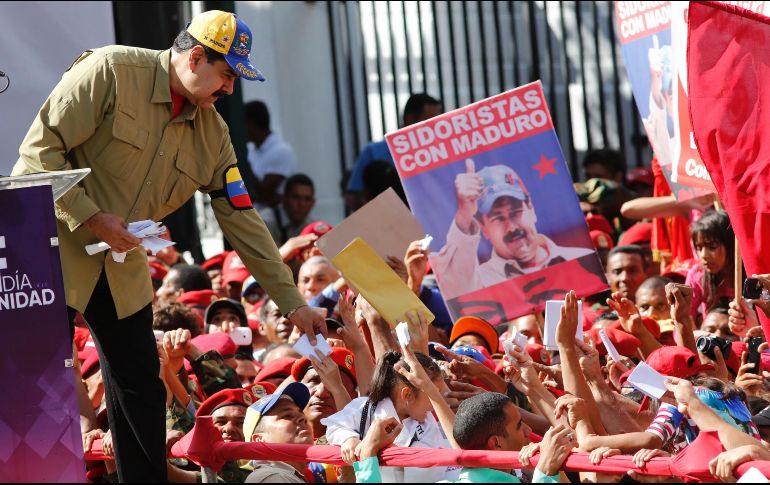 El pasado fin de semana, Nicolás Maduro quien buscará ser reelegido para el período 2019-2025, aseguró que el CNE anunciará este lunes la fecha de los comicios. AP / A. Cubillos
