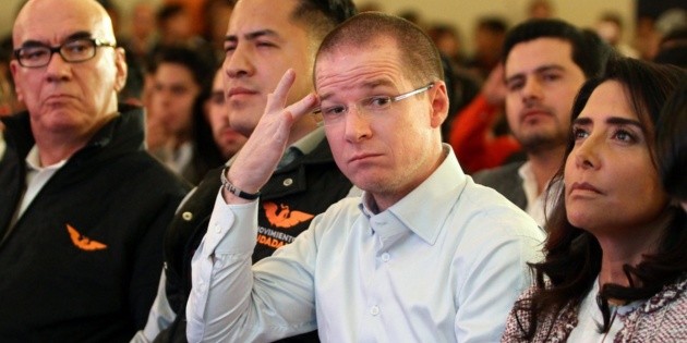 Ricardo Anaya pide cambios constitucionales pro fiscales independientes