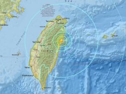 El movimiento se registró a las 23:50 horas locales de este martes y tuvo su epicentro en el mar a unos 18.3 kilómetros al norte de la bahía del condado de Hualien. ESPECIAL / earthquake.usgs.gov