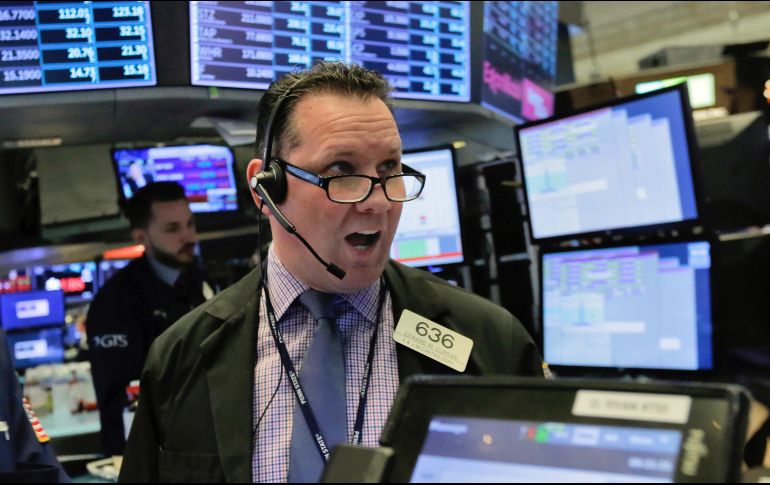 Wall Street se recupera y cierra al alza