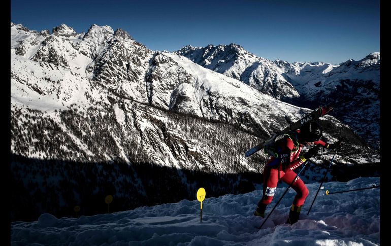 El español Kilian Jornet Burgada compite en la cuarta etapa de la copa mundial de esquí de montaña en Puy-Saint-Vincent, Francia. AFP/J. Pachoud