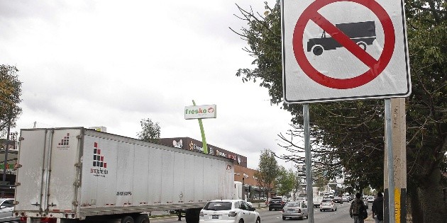 Transportistas de carga pesada se manifestar&aacute;n este viernes