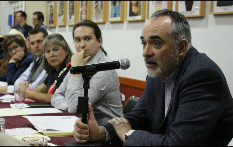 Salvador Caro Cabrera, coordinador de la bancada de MC, se pronunció en favor de que Legislativo acate las medidas emitidas por la comisión. TWITTER / @SalvadorCaro