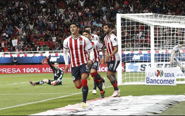 A Chivas le urge recuperar el camino del triunfo y qué mejor ocasión que el juego contra Santos de este sábado en casa. EL INFORMADOR / ARCHIVO
