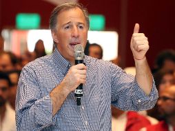 El precandidato de la coalición Todos por México asegura que ganará. SUN / B. Fregoso