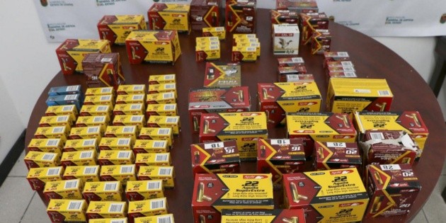 La PGR asegura cartuchos en paqueter&iacute;a de Puerto Vallarta