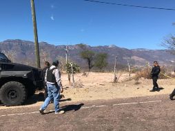 El fiscal general del Estado, el comisionado de Seguridad Pública del Estado y el fiscal regional llegaron al lugar del enfrentamiento para dirigir la pesquisa. TWITTER/@FiscaliaJal