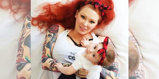 Ex estrella porno, insegura con su cuerpo tras embarazo