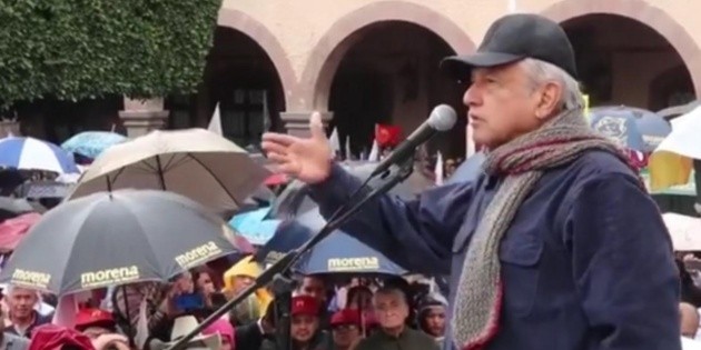 L&oacute;pez Obrador anuncia que asumir&aacute; candidatura presidencial el 18 de febrero