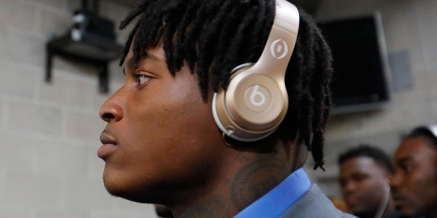 Reuben Foster, de 49ers, encarcelado por violencia dom&eacute;stica