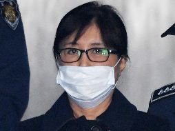 Choi fue detenida en noviembre de 2016 al ser considerada la impulsora de una amplia trama de corrupción y tráfico de influencias. AFP/YONHAP