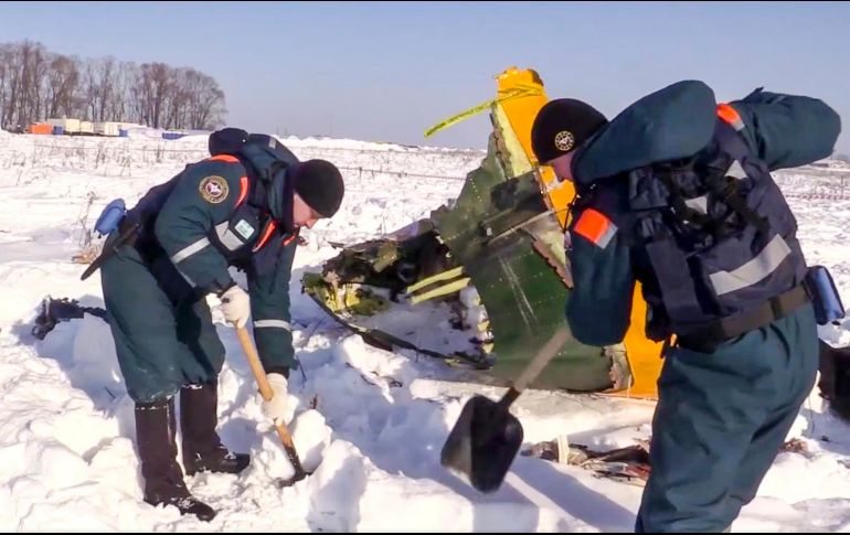 El análisis preliminar permite suponer que el factor que causó el accidente, fueron los datos erróneos sobre la velocidad que aparecieron en las pantallas de los pilotos. AP/Russian Ministry for Emergency Situations