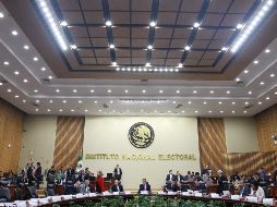 Lo anterior lo indica la actualización de monitoreo de programas de radio y televisión que difunden noticias que realizan INE y UNAM. NTX / F. Estrada