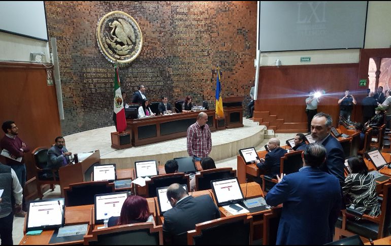 En sesión extraordinaria del pleno, los diputados aprobaron la integración de la Mesa Directiva del Congreso para el periodo marzo-junio. EL INFORMADOR / R. Rivas