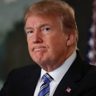 Trump se reunirá este día con víctimas de masacre en Florida