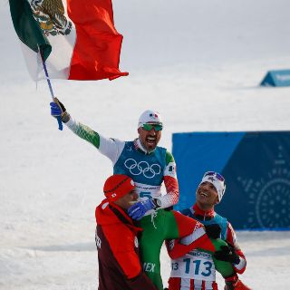 Esquiador mexicano cautiva en Juegos de Invierno