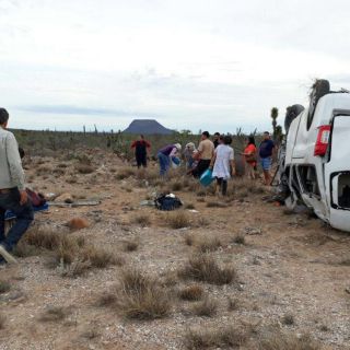 Camioneta en la que volcó equipo de "Marichuy", prohibida en EU