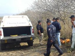 Su cuerpo fue entregado a peritos de Ciencias Forenses para la práctica de la autopsia. ESPECIAL