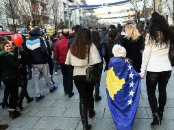 El 17 de febrero de 2008 los diputados kosovares proclamaron la independencia. EFE/ P. Penaj