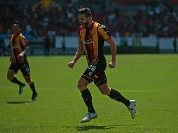 Rugen fuerte. Valadez celebra el tercer gol de UdeG. EL INFORMADOR/F. Atilano