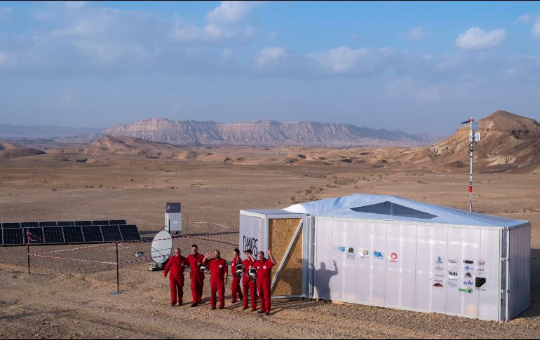 Un equipo de seis investigadores israelíes terminaron hoy un experimento de cuatro días dentro del hábitat D-MARS. EFE/J. Hollander