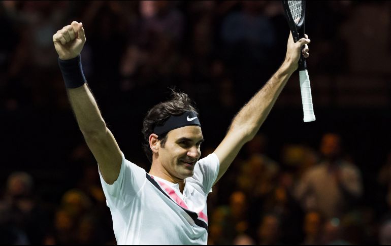 Federer se convierte en el número uno mundial del tenis de más edad de la historia. AFP / N. Suyk
